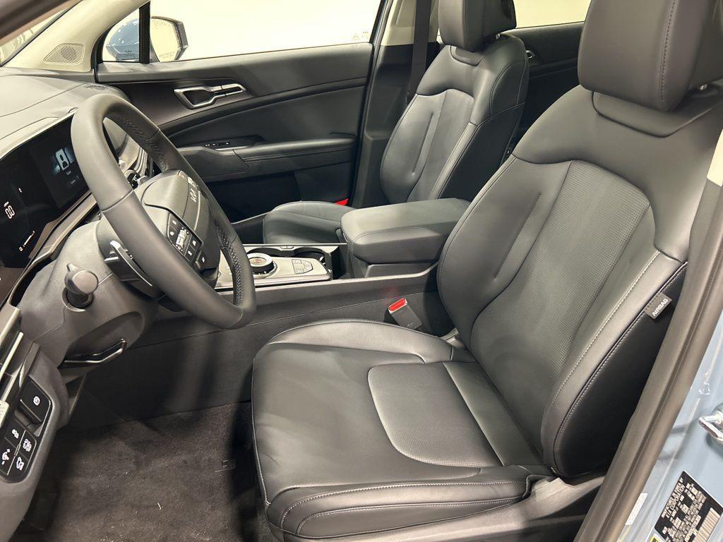 new 2026 Kia Sportage Hybrid car, priced at $35,146