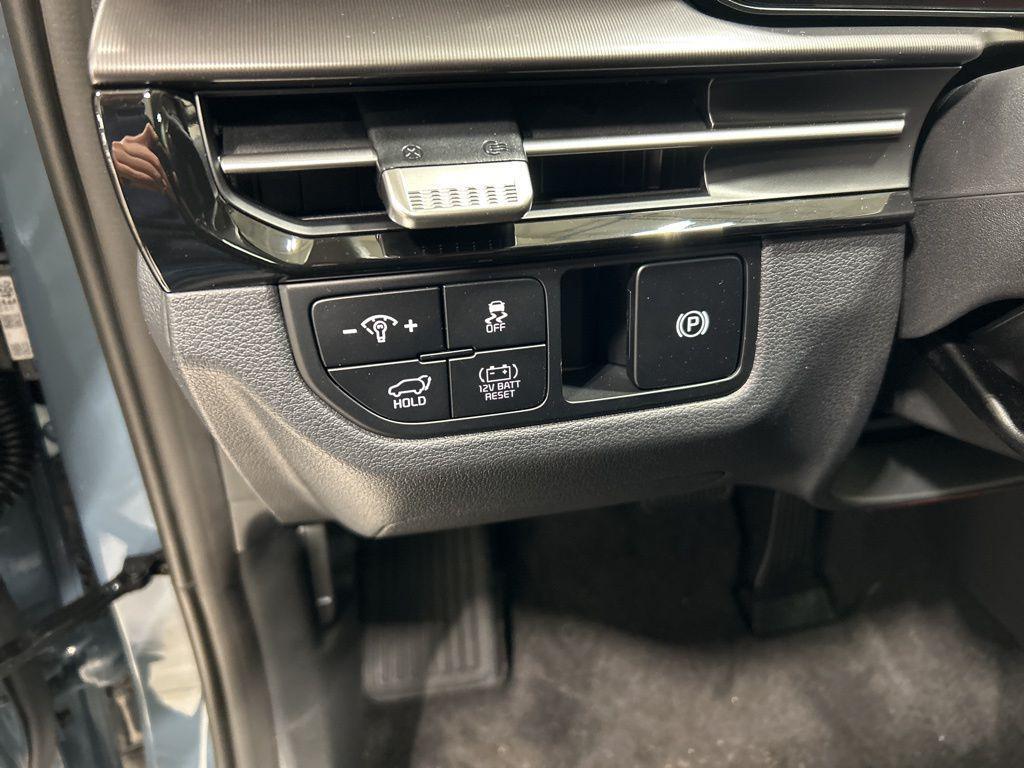 new 2026 Kia Sportage Hybrid car, priced at $35,146