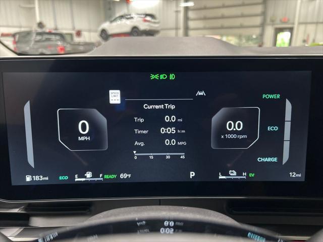 new 2026 Kia Carnival Hybrid car, priced at $55,285