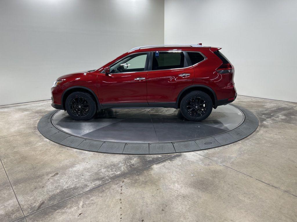 used 2019 Nissan Rogue car, priced at $17,957