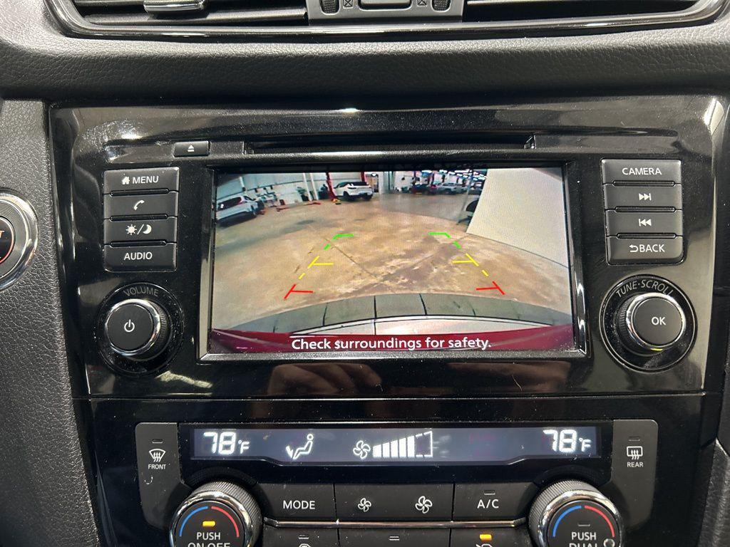 used 2019 Nissan Rogue car, priced at $17,957