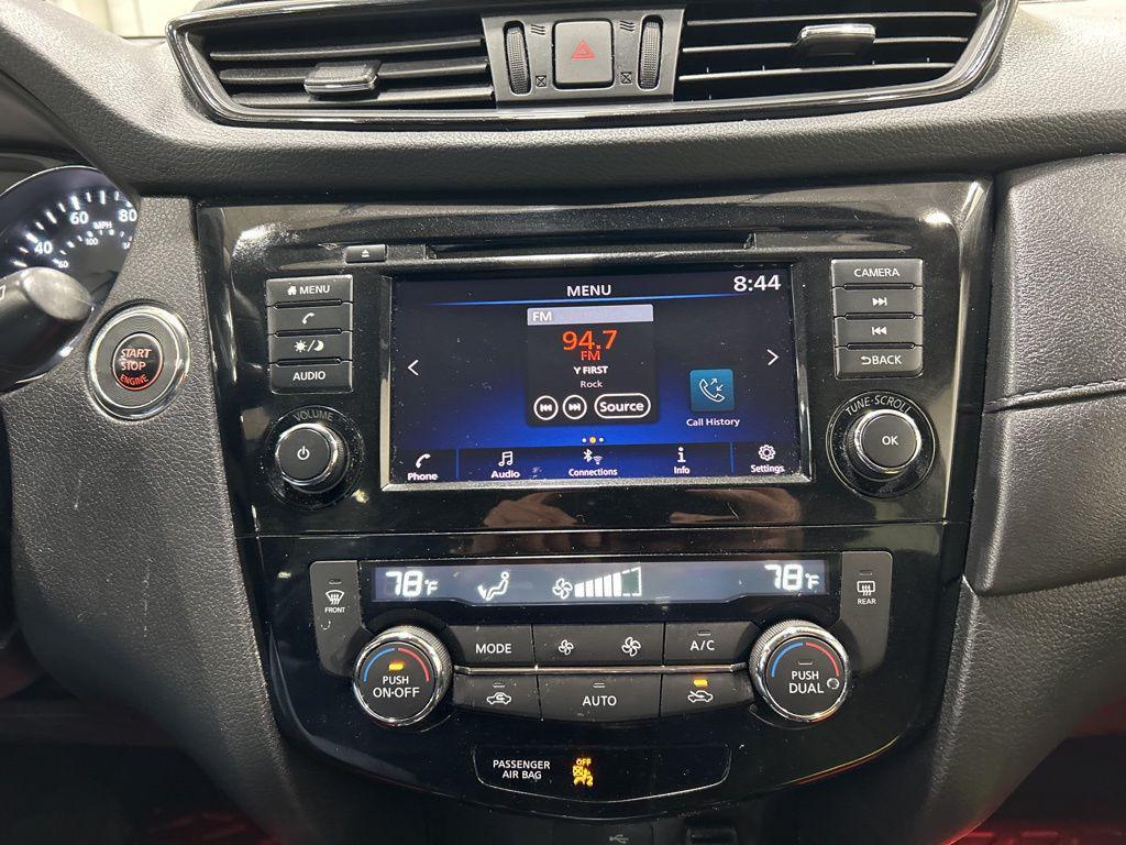 used 2019 Nissan Rogue car, priced at $17,957