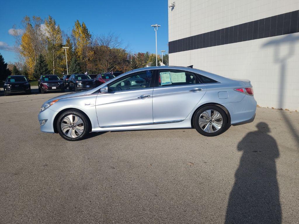 used 2013 Hyundai Sonata Hybrid car, priced at $8,546