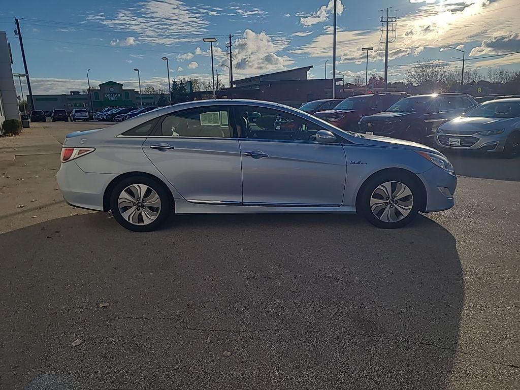 used 2013 Hyundai Sonata Hybrid car, priced at $8,546