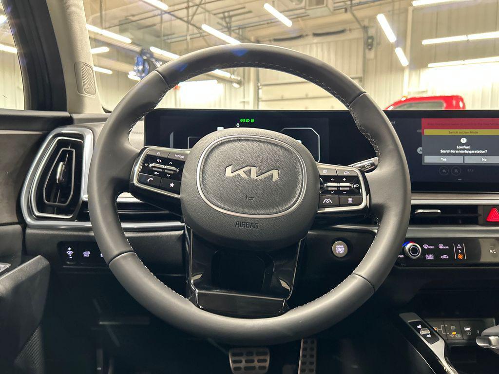 new 2025 Kia Sorento car, priced at $43,101