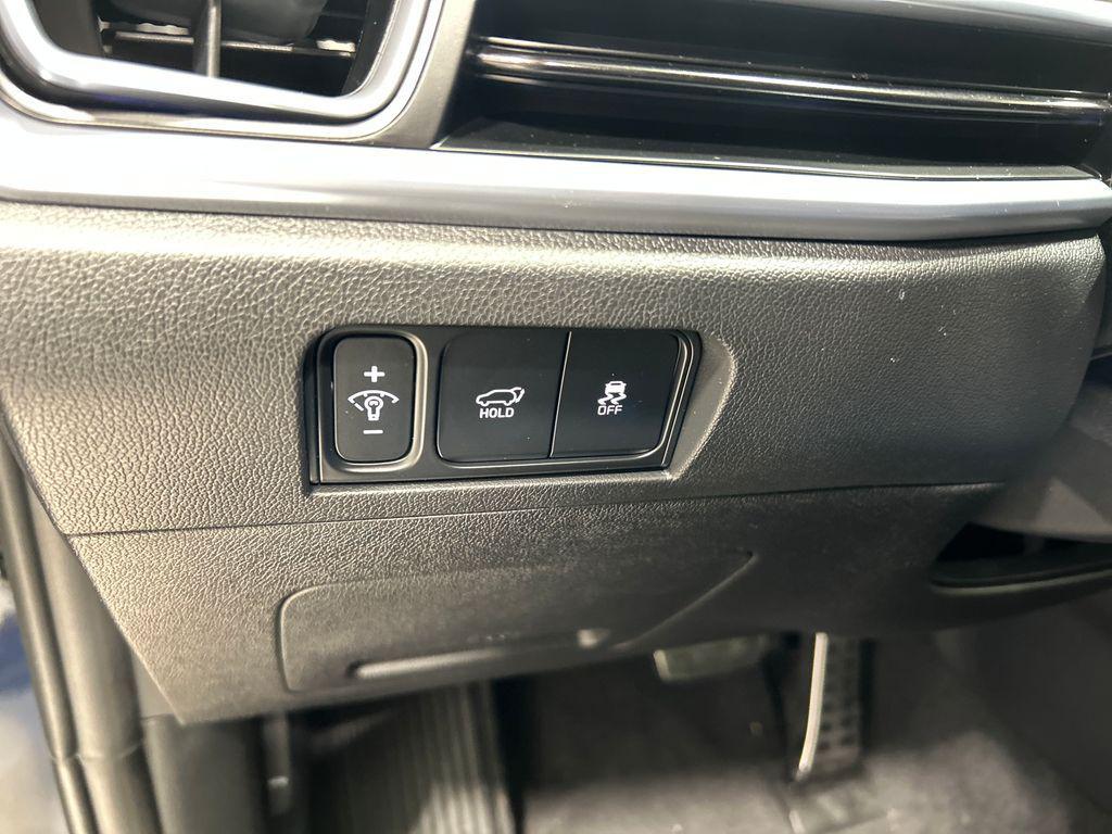 new 2025 Kia Sorento car, priced at $43,101