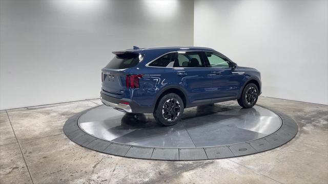 new 2025 Kia Sorento car, priced at $39,025