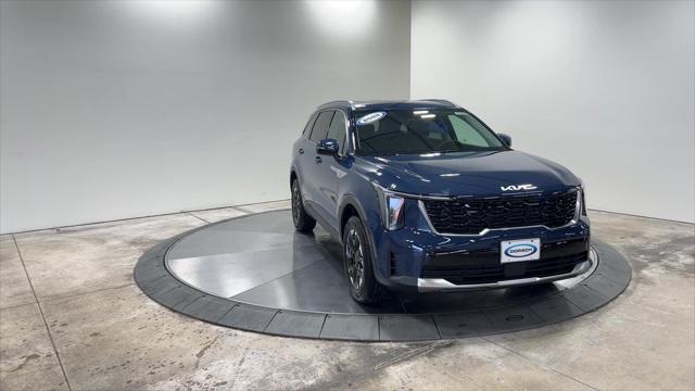 new 2025 Kia Sorento car, priced at $39,025