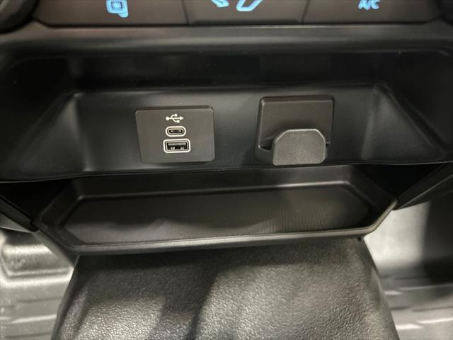 new 2025 Ford F-150 car, priced at $41,582