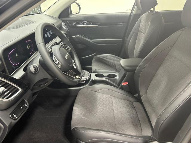 new 2025 Kia Seltos car, priced at $27,667