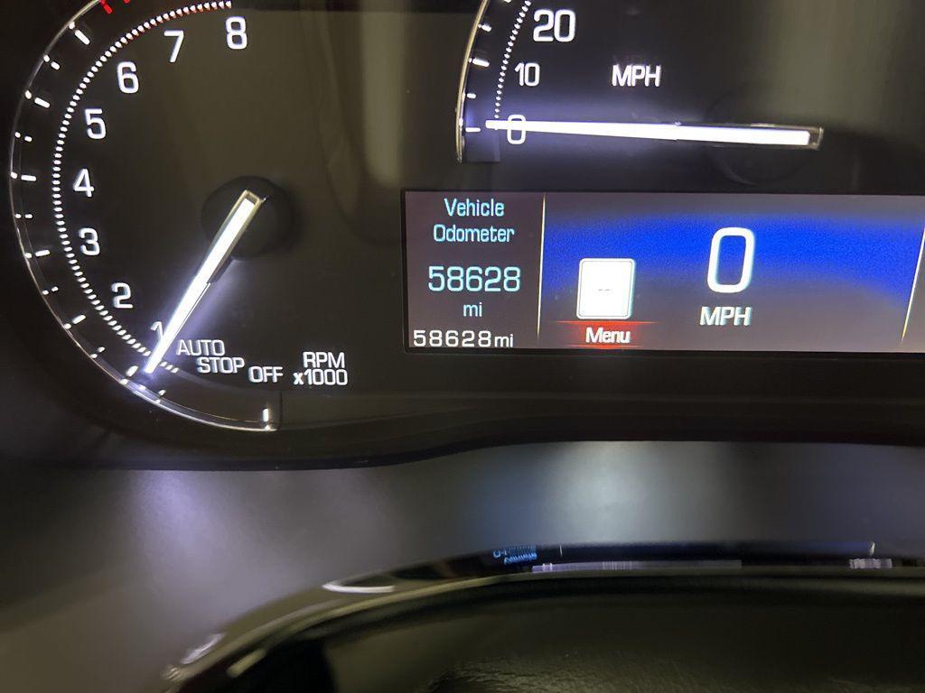 used 2017 Cadillac XT5 car, priced at $20,752