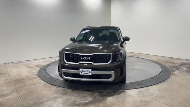 new 2025 Kia Telluride car, priced at $45,044