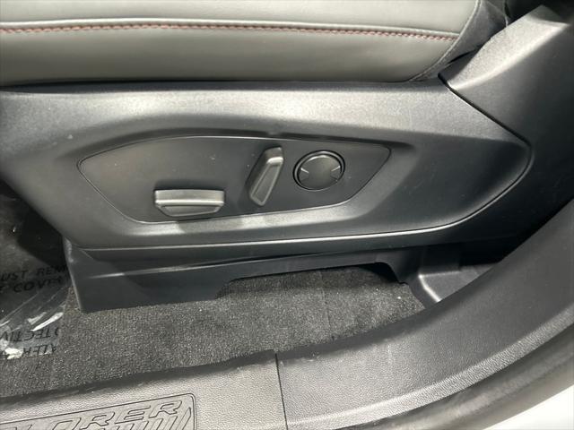 new 2025 Ford Explorer car, priced at $45,826