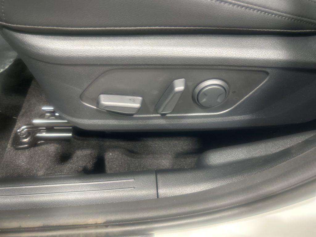 new 2026 Kia Sportage car, priced at $36,058