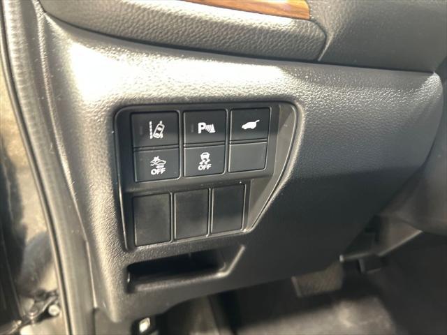 used 2022 Honda CR-V Hybrid car, priced at $28,647