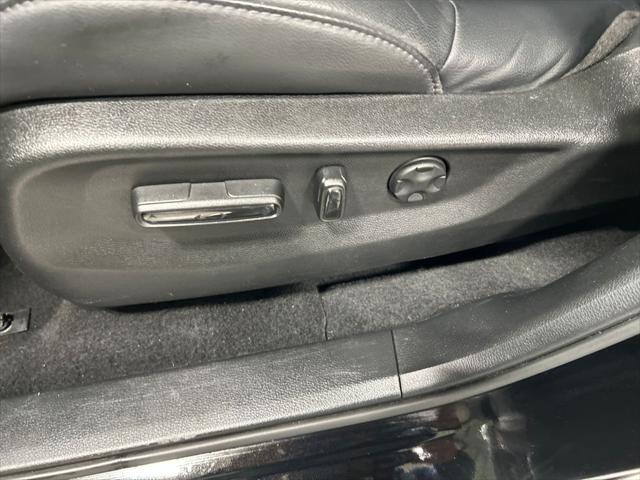 used 2022 Honda CR-V Hybrid car, priced at $28,647