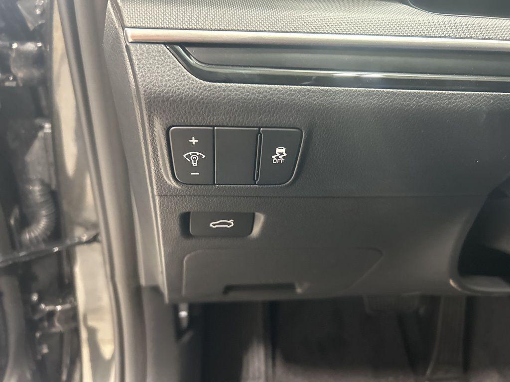 new 2026 Kia K5 car, priced at $27,194
