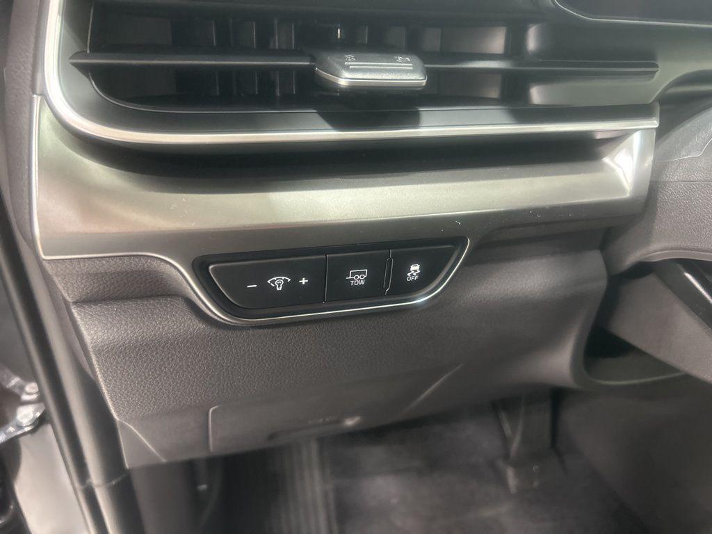 new 2026 Kia Carnival Hybrid car, priced at $53,694