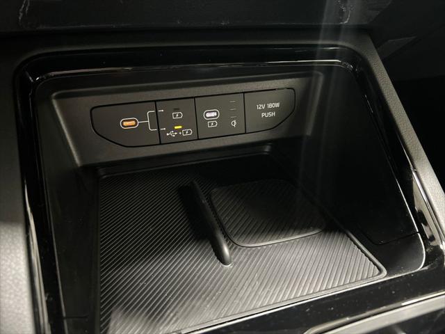 new 2025 Kia K5 car, priced at $29,904