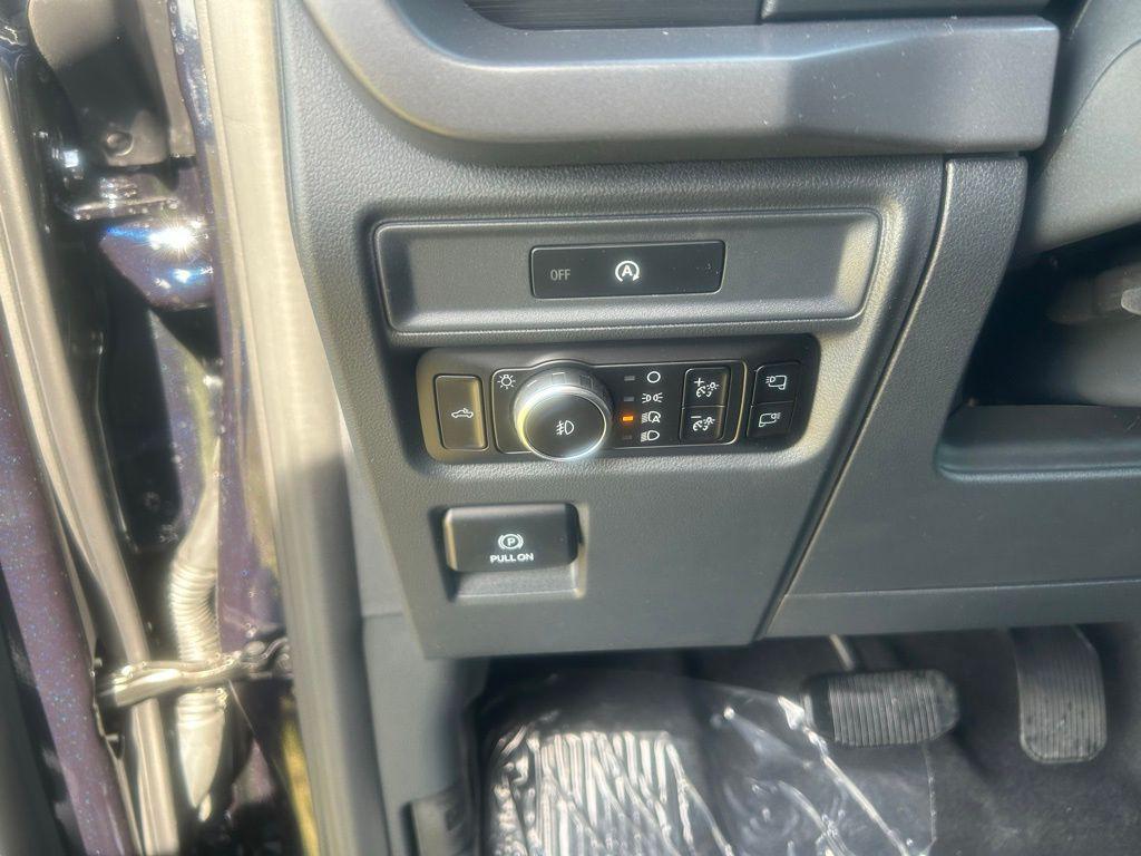 new 2025 Ford F-150 car, priced at $59,450