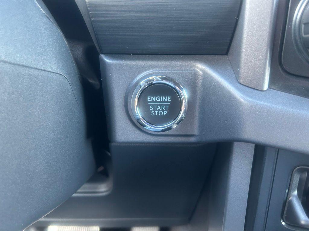 new 2025 Ford F-150 car, priced at $59,450