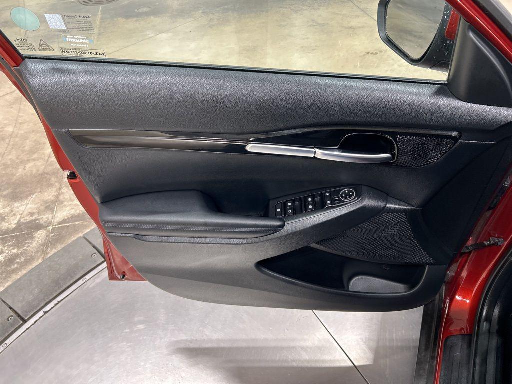 used 2023 Kia Seltos car, priced at $21,974