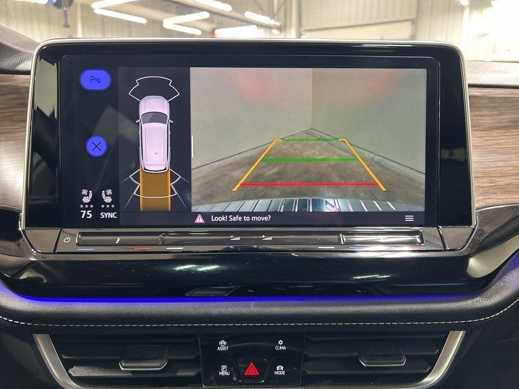 used 2024 Volkswagen Atlas car, priced at $31,452