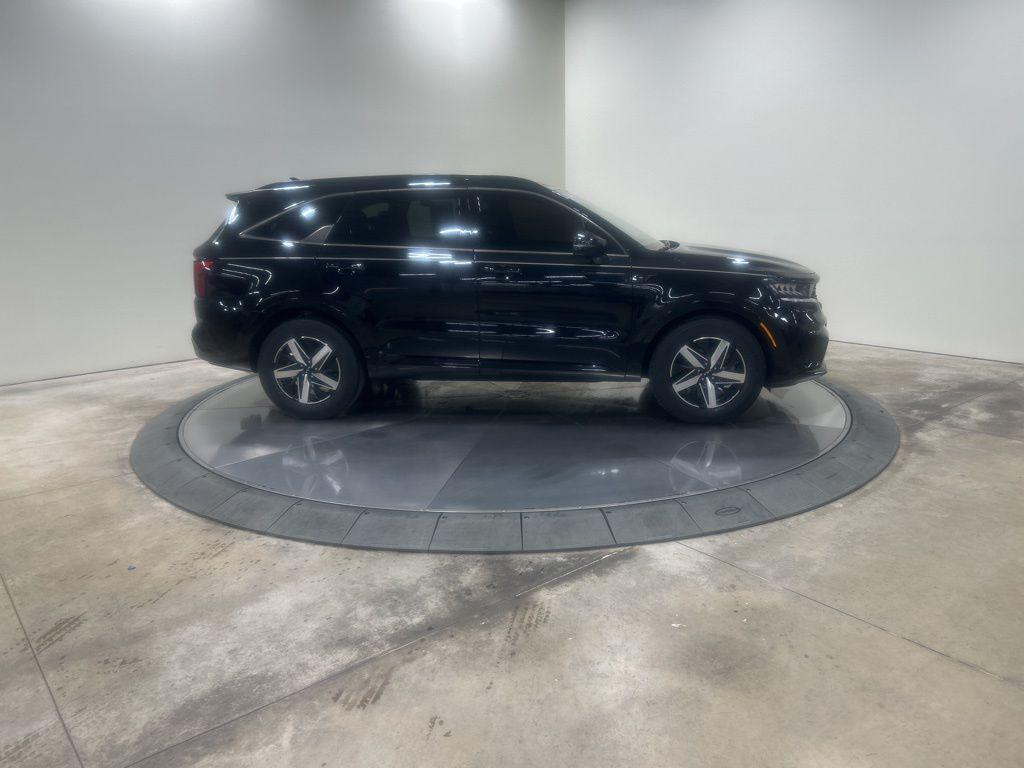 used 2022 Kia Sorento car, priced at $24,997