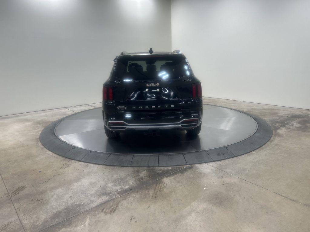 used 2022 Kia Sorento car, priced at $24,997