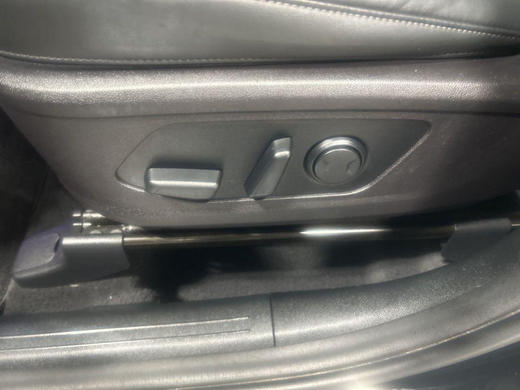 used 2022 Kia Sorento car, priced at $24,997