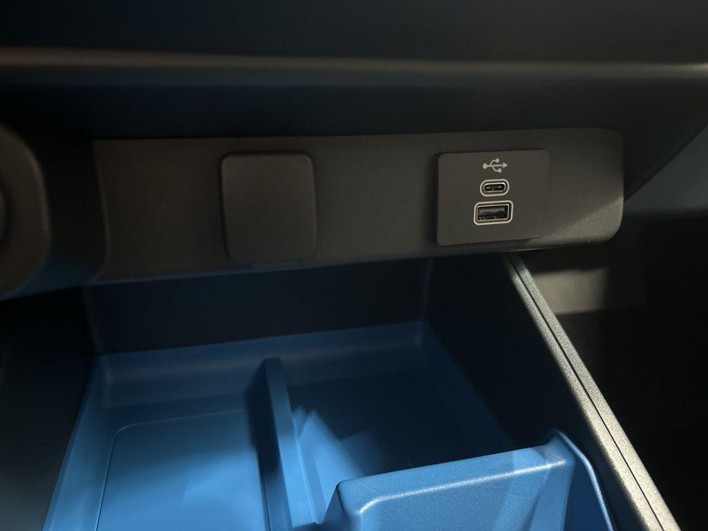 new 2025 Ford Maverick car, priced at $33,008