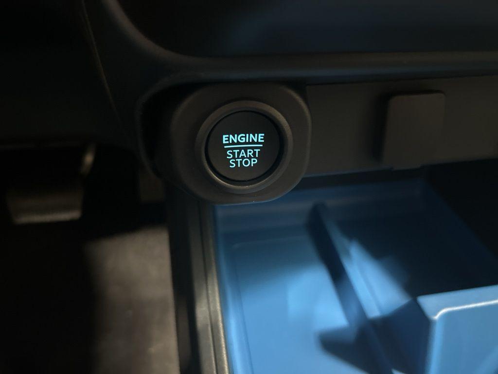 new 2025 Ford Maverick car, priced at $33,008