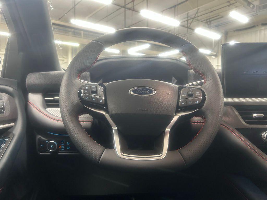 new 2025 Ford Explorer car, priced at $51,655