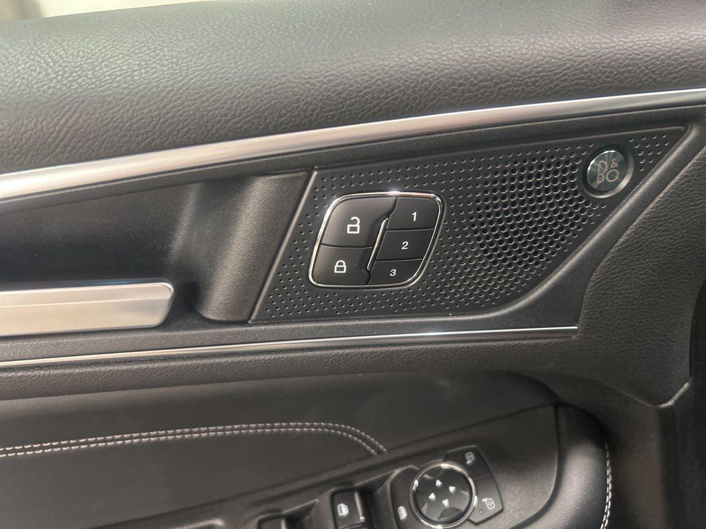 used 2024 Ford Edge car, priced at $30,915