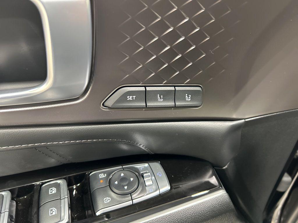 new 2026 Kia Sorento Hybrid car, priced at $47,119