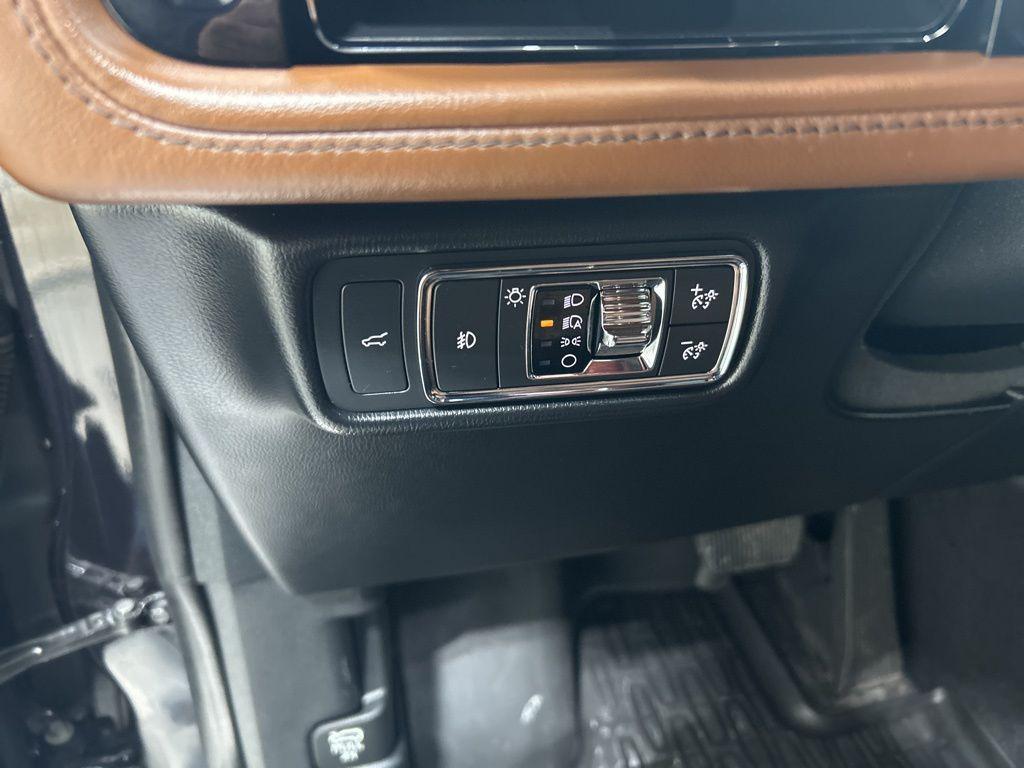 used 2020 Lincoln Aviator car, priced at $33,953