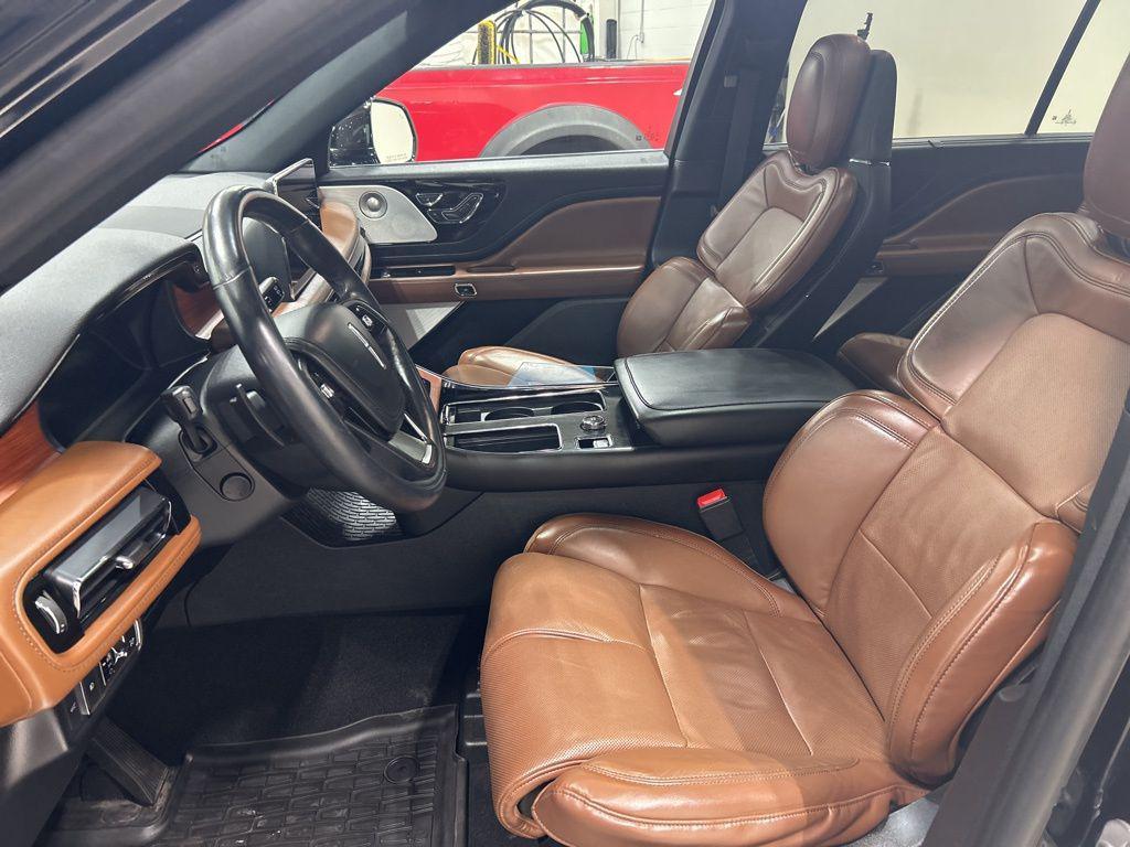 used 2020 Lincoln Aviator car, priced at $33,953