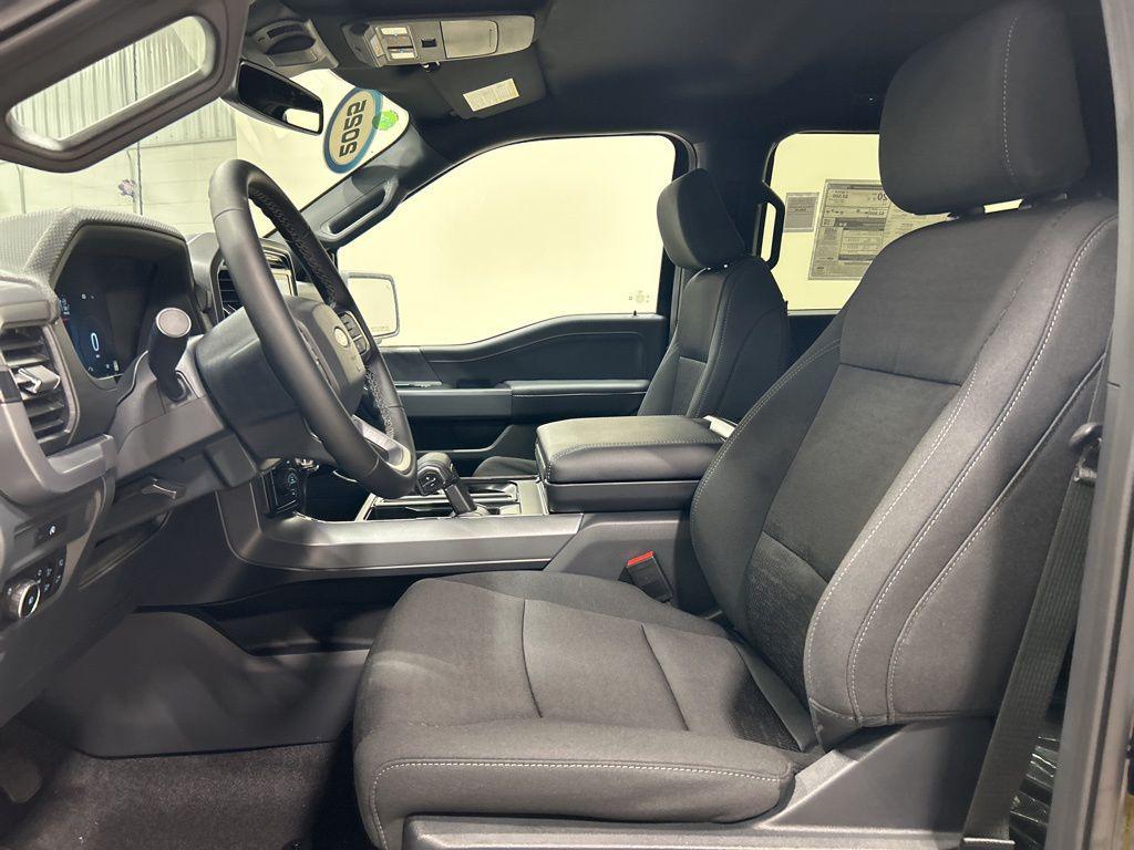 new 2025 Ford F-150 car, priced at $60,200