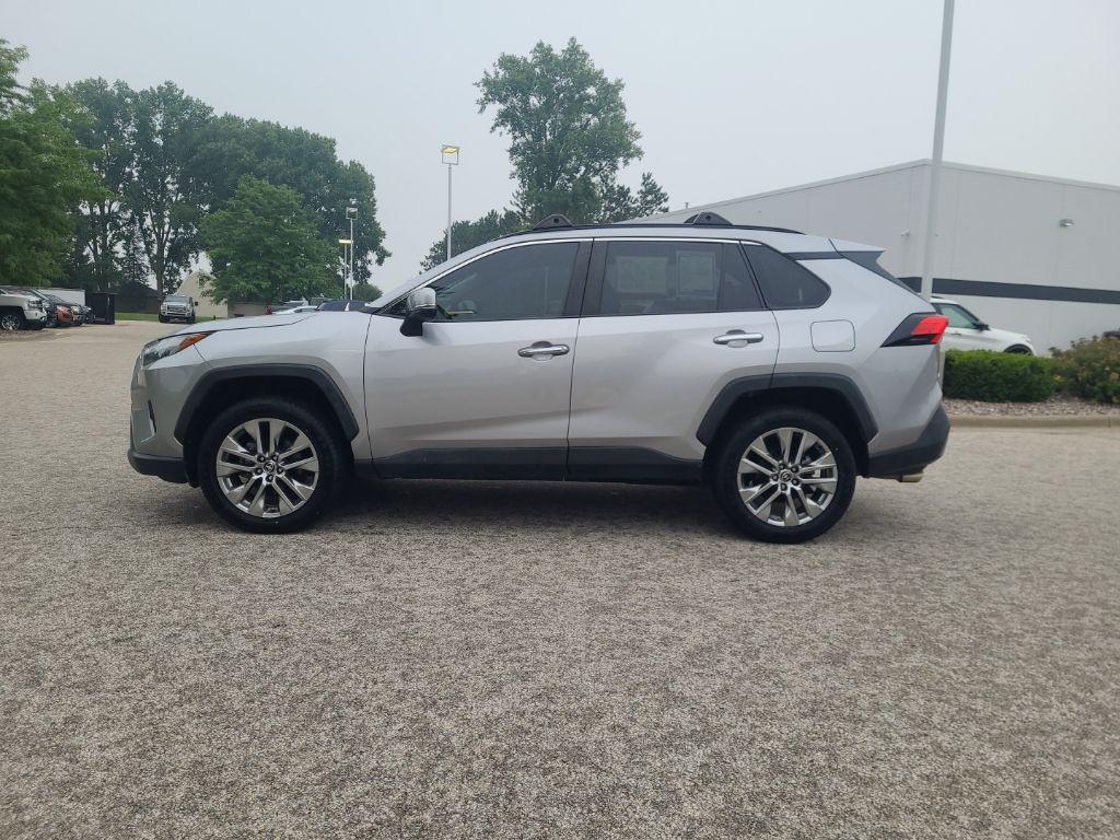 used 2022 Toyota RAV4 car, priced at $33,286