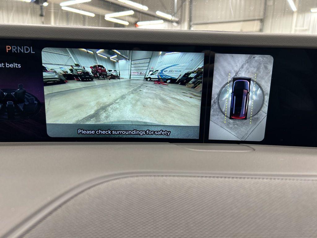 used 2025 Lincoln Nautilus car, priced at $59,812