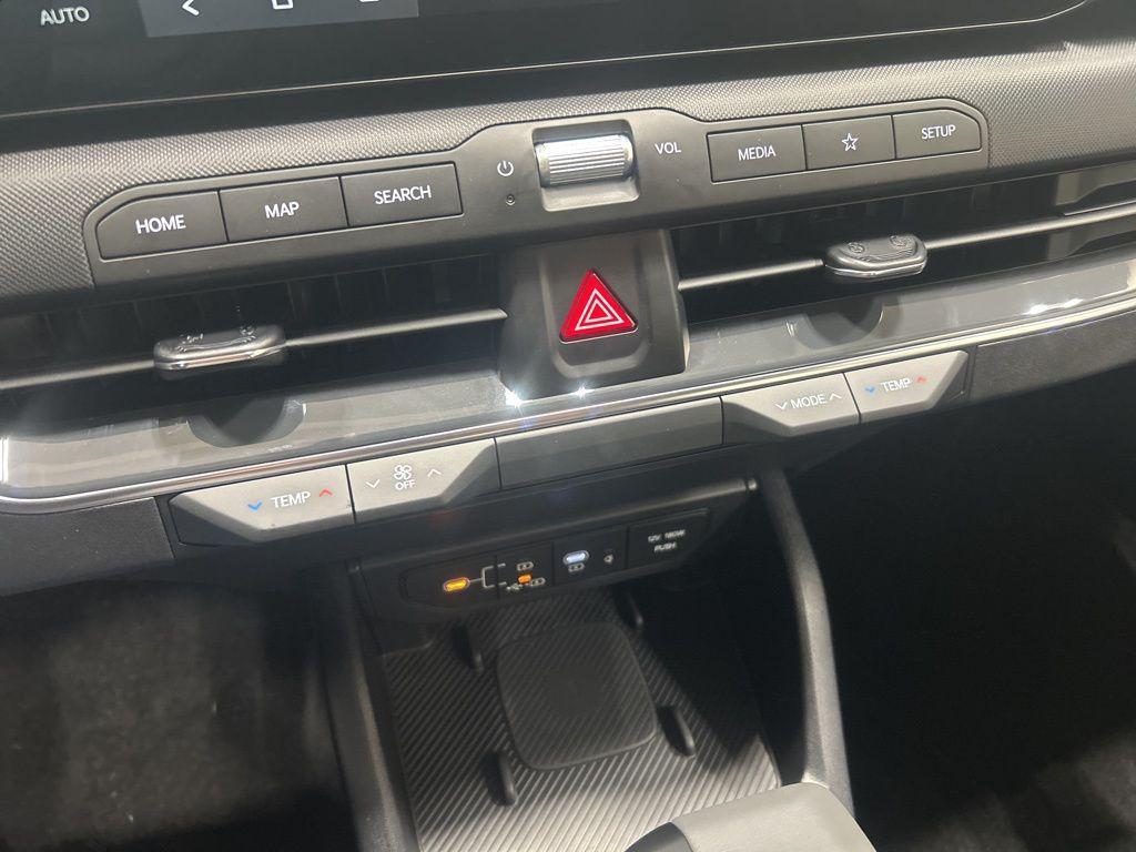 new 2025 Kia K4 car, priced at $24,333