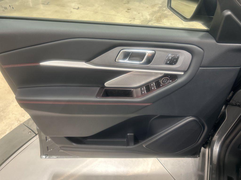 new 2025 Ford Explorer car, priced at $61,140
