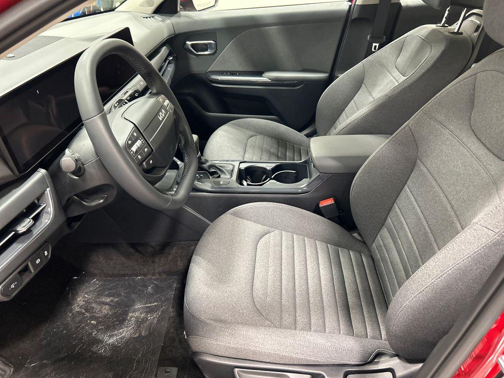 new 2025 Kia K4 car, priced at $24,333