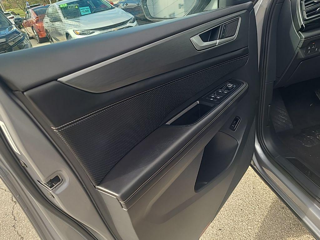 used 2024 Volkswagen Atlas Cross Sport car, priced at $34,749