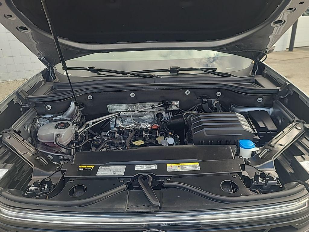 used 2024 Volkswagen Atlas Cross Sport car, priced at $34,749