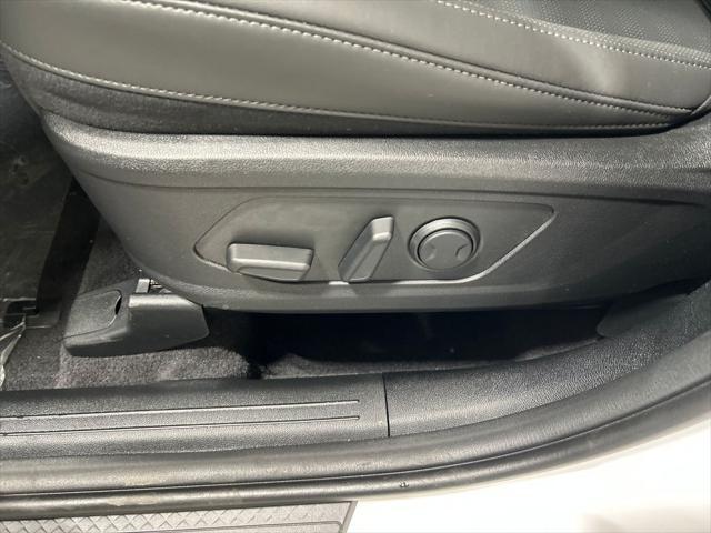 new 2025 Kia Sorento car, priced at $37,464