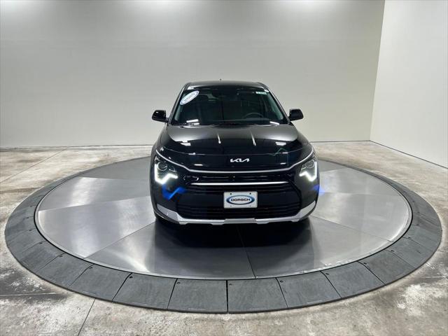 new 2025 Kia Niro car, priced at $27,546