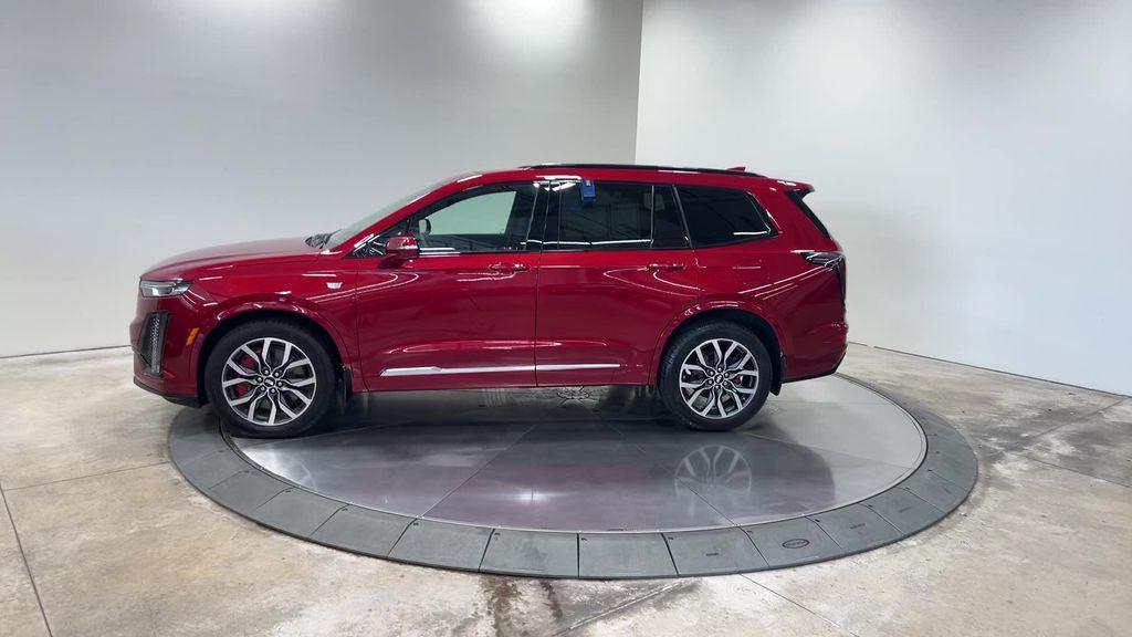 used 2024 Cadillac XT6 car, priced at $52,265