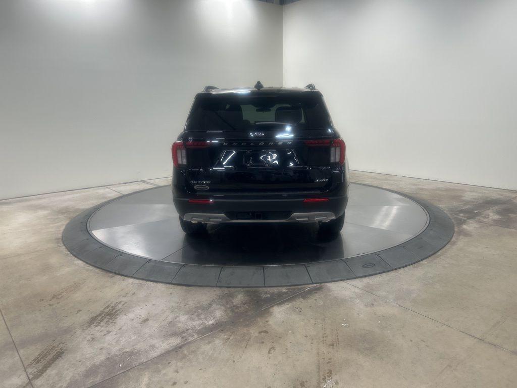 new 2025 Ford Explorer car, priced at $49,160