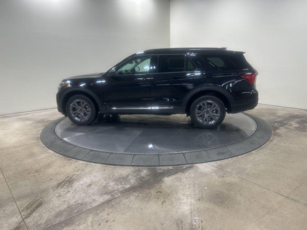 new 2025 Ford Explorer car, priced at $49,160
